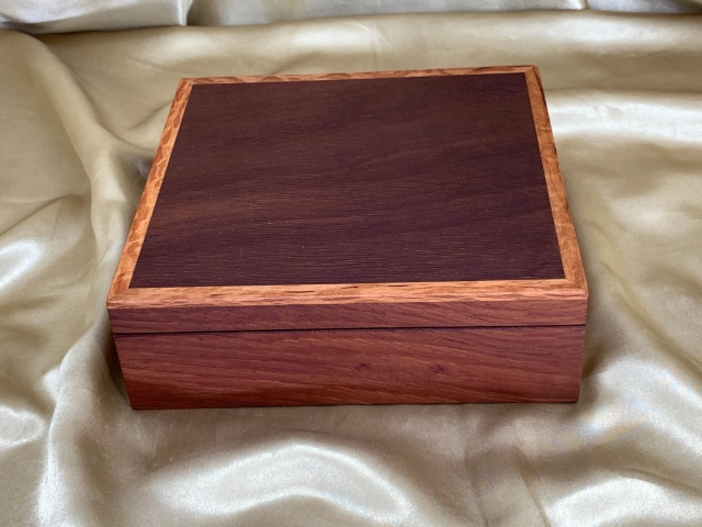PMMB 21004 - L1727 Premium Square Memory Box - Woody Pear