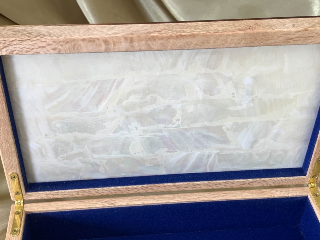 PMMB 21008-L1409 - Memory Box - Premium Medium Silky Oak
