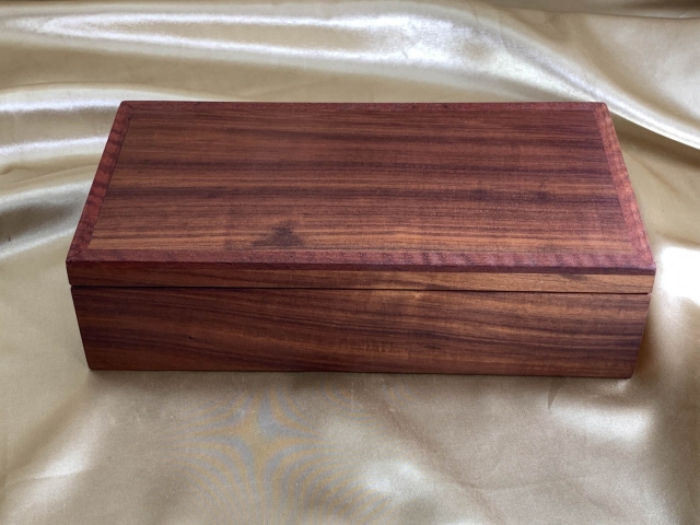 PMKB 21019-L1881 Medium Jewllery / Memory Box - Premium Red Morrel