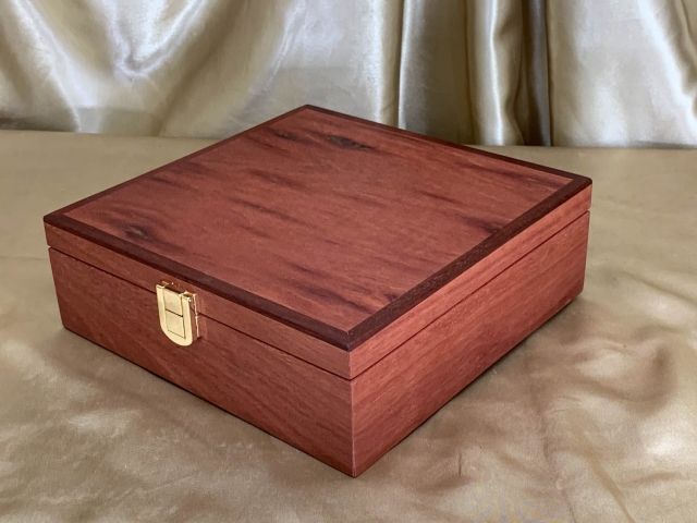 PJBT 22015-L5714 - Premium Wooden Jewellery Box with Removable Tray - Australian Jarrah