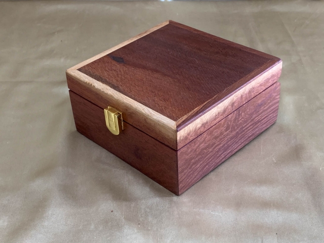 PSTB 22001-L6391 - Small Wooden Treasure Box - Australian Woody Pear timber