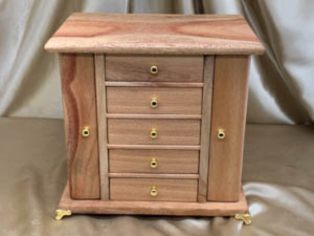 LEDJBW 23242-l7967 - Limited Edition Multi Drawer Jewellery Box with side Wings - Silky Oak