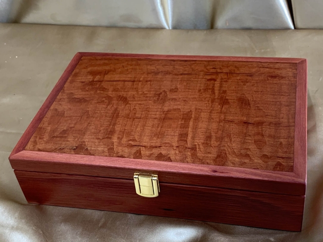 PMLKB 2324-L7901 - Premium Medium Large Wooden Keepsake Box - Australian Sheoak Timber