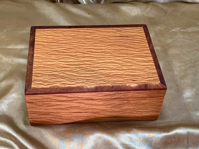 PJBT 2412-L1592 - Premium Small Australian Sheoak Jewellery Box with Removable Tray