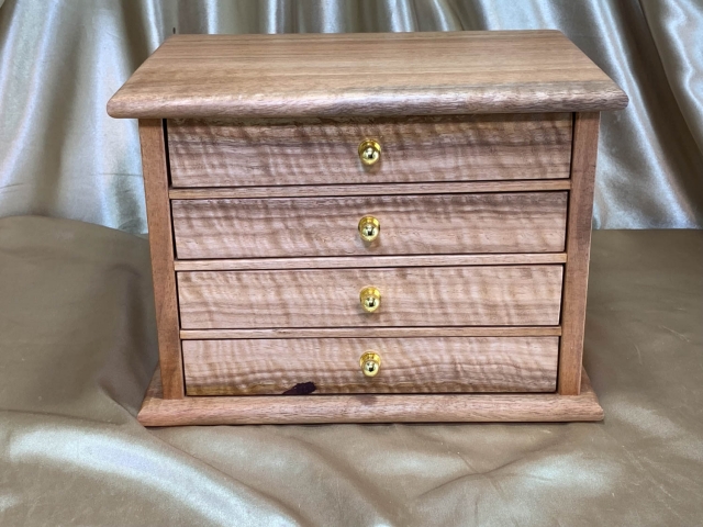 LEDMD 24004-L1992 - Limited Edition 4 Drawer Jewellery Box - Hand made from Australian Blackbutt