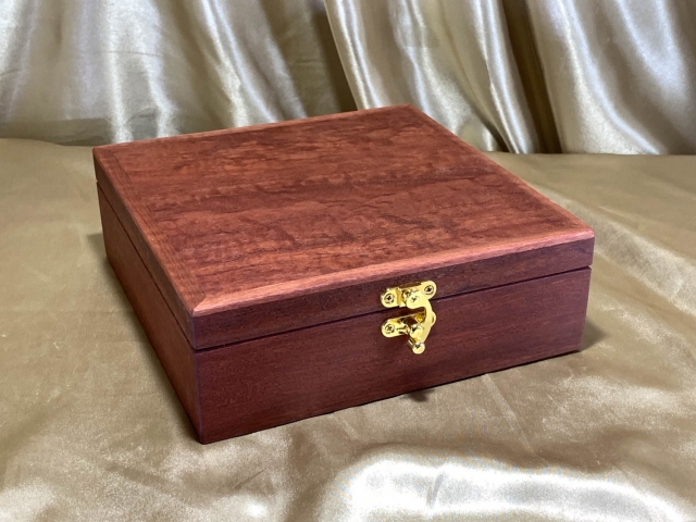 PMKB 2401-L2798 - Premium Medium Wooden Pink Jarrah Keepsake Box - Hand Made in Australia