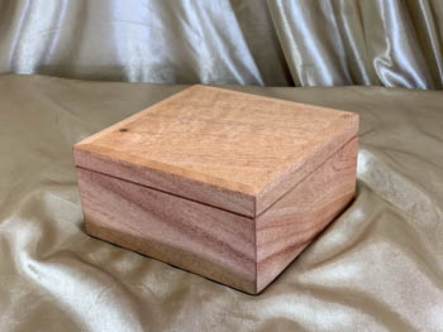 PSTRB 242502-L3126 - Small Silky Oak Jewellery / Treasure Box - Hand Made in Australia
