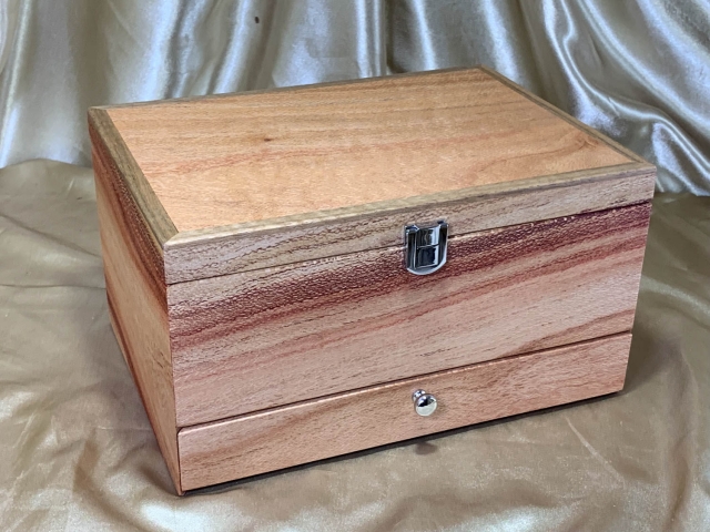 PJBDT 242503-L3821 - Premium Wooden Jewellery Boc with Drawer and Tray - Australian Silky Oak