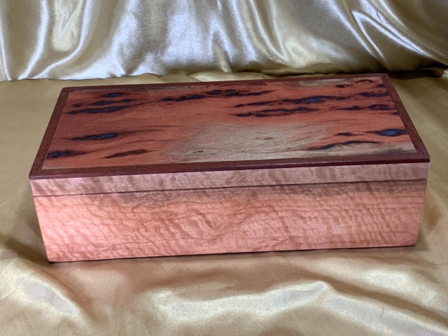 PJBT 2601162-L7550 - Limited Edition Hand Crafted QualityTimber Jewellery Box with Removable Tray