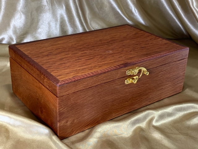 PJBT 2603T4-L7902 - Premium Quality Handcrafted Australian Sheoak Jewellery Box with Removable Tray